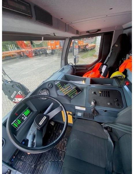 Вседорожный кран Liebherr LTM 1055-3.2: фото 10 Вседорожный кран Liebherr LTM 1055-3.2: фото 10