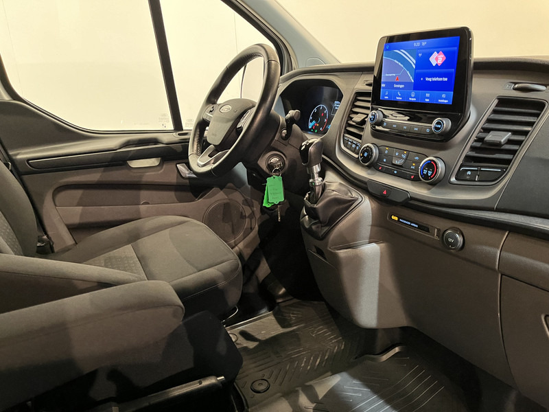 Ford Transit Custom 340 2.0 TDCI L1H1 Trend 130 PK Servicebus / Sortimo Inrichting / Euro 6 / Schuifdeur L + R / 220V. / Airco / Cruise Control / PDC / CarPlay / Trekhaak / Navigatie / - Легковой фургон: фото 3 Ford Transit Custom 340 2.0 TDCI L1H1 Trend 130 PK Servicebus / Sortimo Inrichting / Euro 6 / Schuifdeur L + R / 220V. / Airco / Cruise Control / PDC / CarPlay / Trekhaak / Navigatie / - Легковой фургон: фото 3