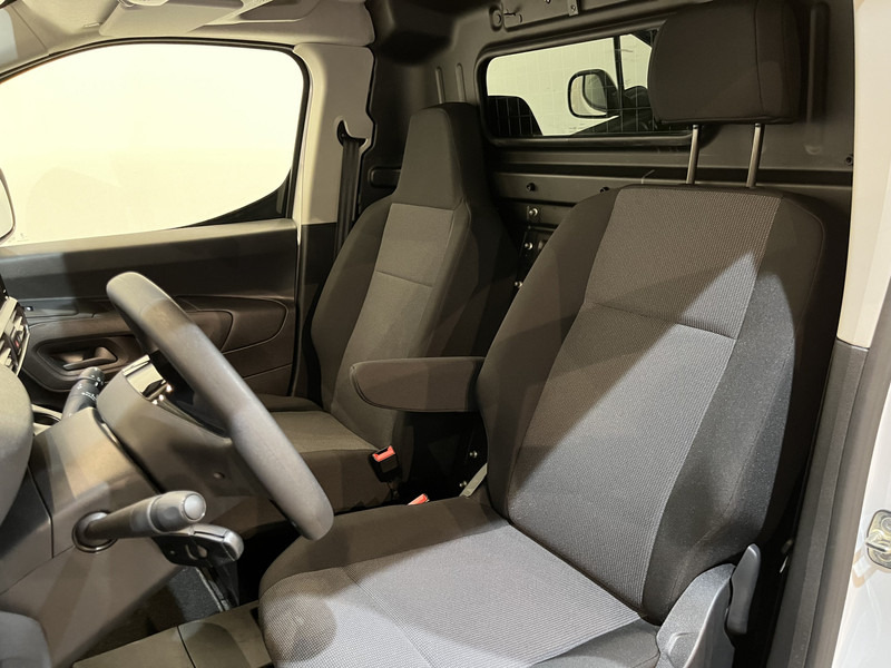 Легковой фургон, Электрический фургон Peugeot e-Partner Premium Long 50 kWh / 100% Elektrisch / Airco / Cruise Control / PDC / Navigatie / CarPlay/ 2.500 KM !!: фото 8