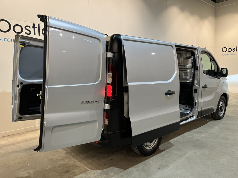 Легковой фургон Renault Trafic 2.0 dCi L1H1 120 PK Servicebus / Sortimo Inrichting / Euro 6 / Airco / Camera / CarPlay / Cruise Control / Navigatie / 3-Zits / 27.800 KM !! / BPM VRIJ !!: фото 18