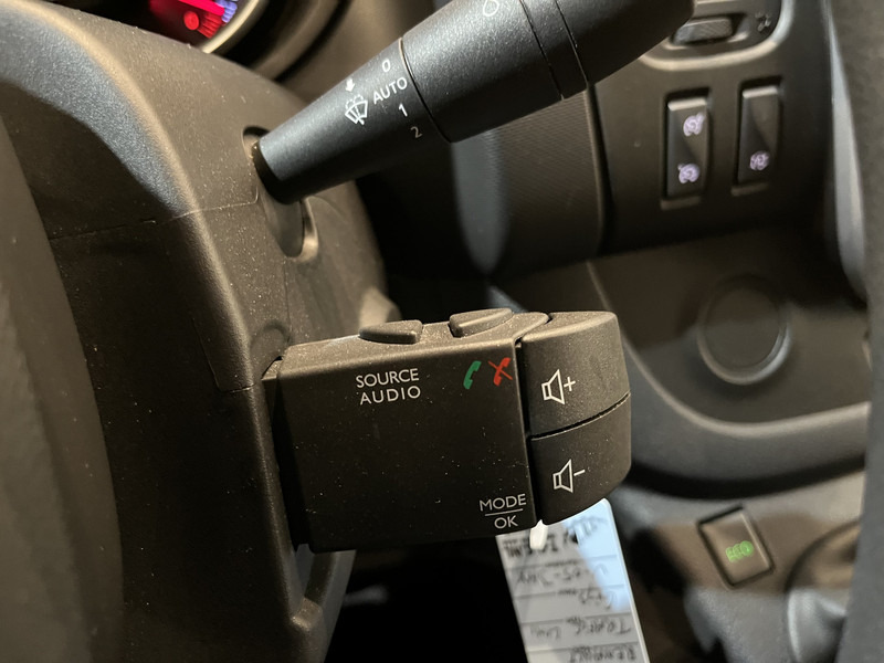 Легковой фургон Renault Trafic 2.0 dCi L1H1 120 PK Servicebus / Sortimo Inrichting / Euro 6 / Airco / Camera / CarPlay / Cruise Control / Navigatie / 3-Zits / 27.800 KM !! / BPM VRIJ !!: фото 11