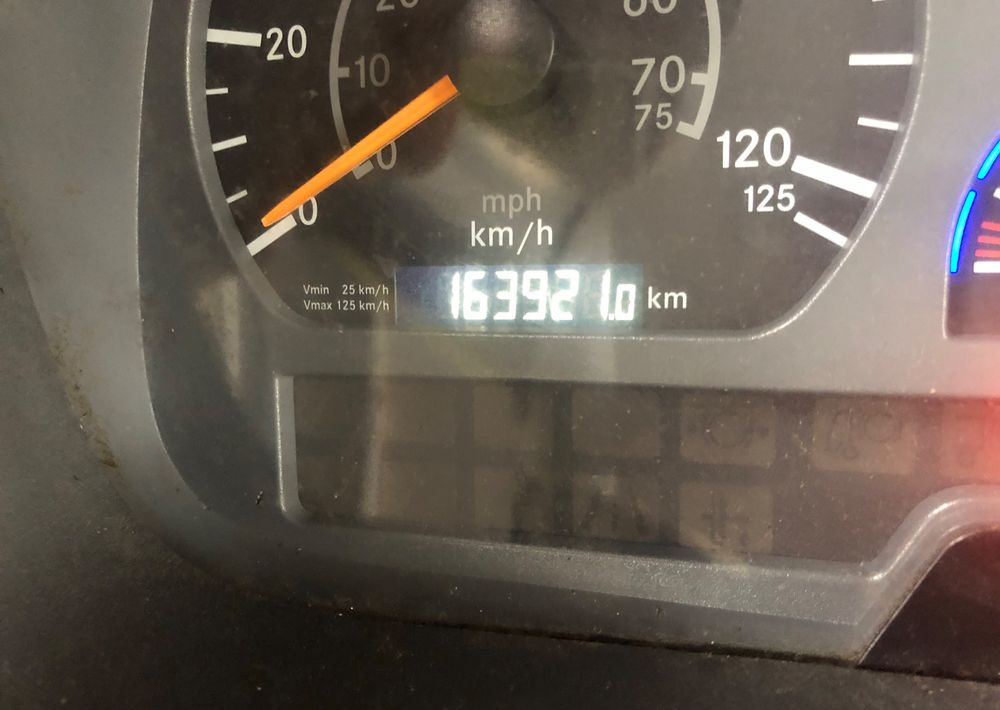 Снегоуборочная машина Mercedes-Benz Mercedes Axor 4x4 2006 1829 piaskarka solarka rama: фото 7