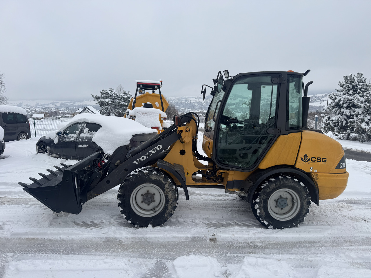 Volvo L20B L20 5t low mth - Колёсный погрузчик: фото 1 Volvo L20B L20 5t low mth - Колёсный погрузчик: фото 1