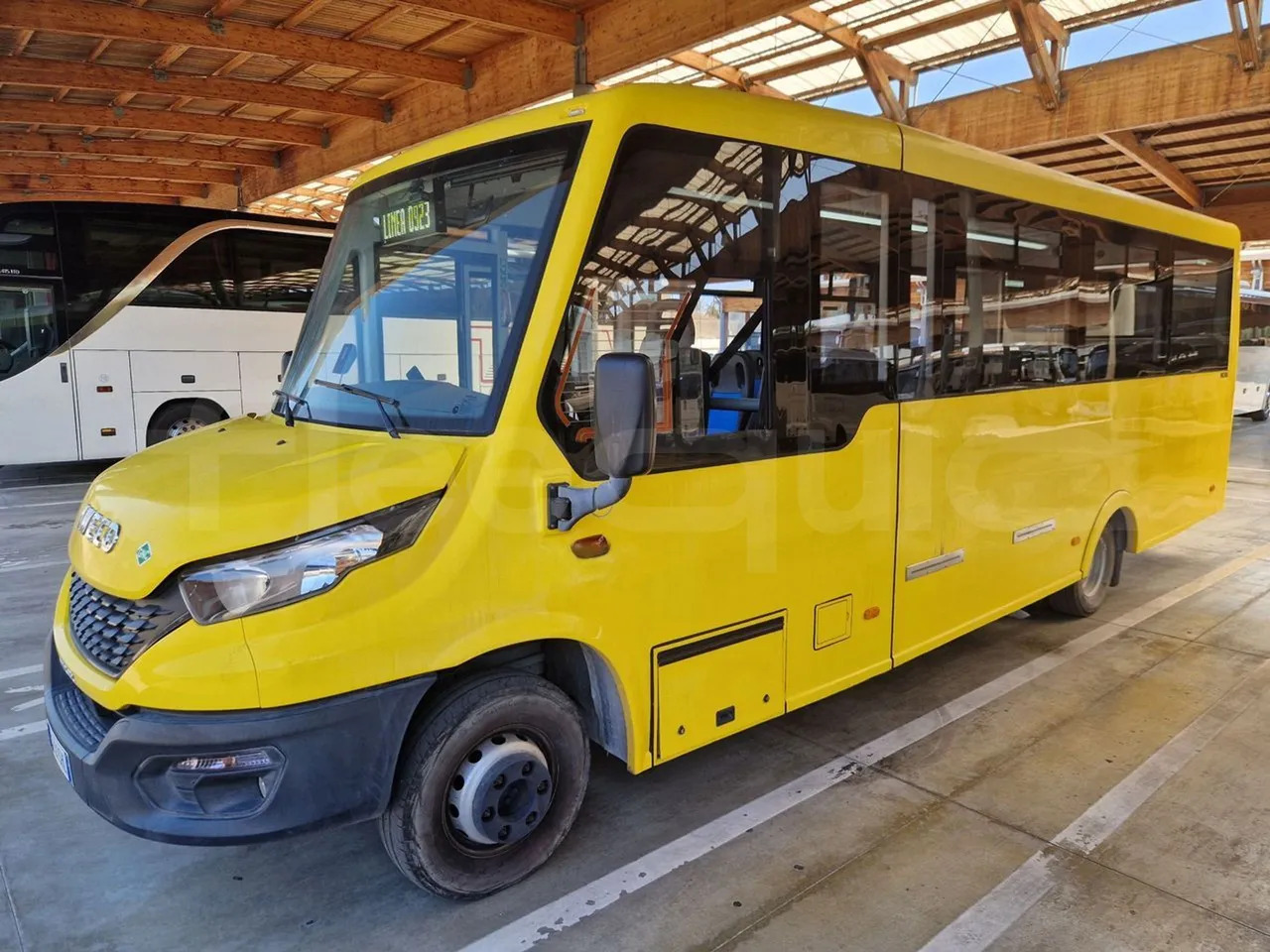 Iveco Indcar - Школьный автобус: фото 3 Iveco Indcar - Школьный автобус: фото 3