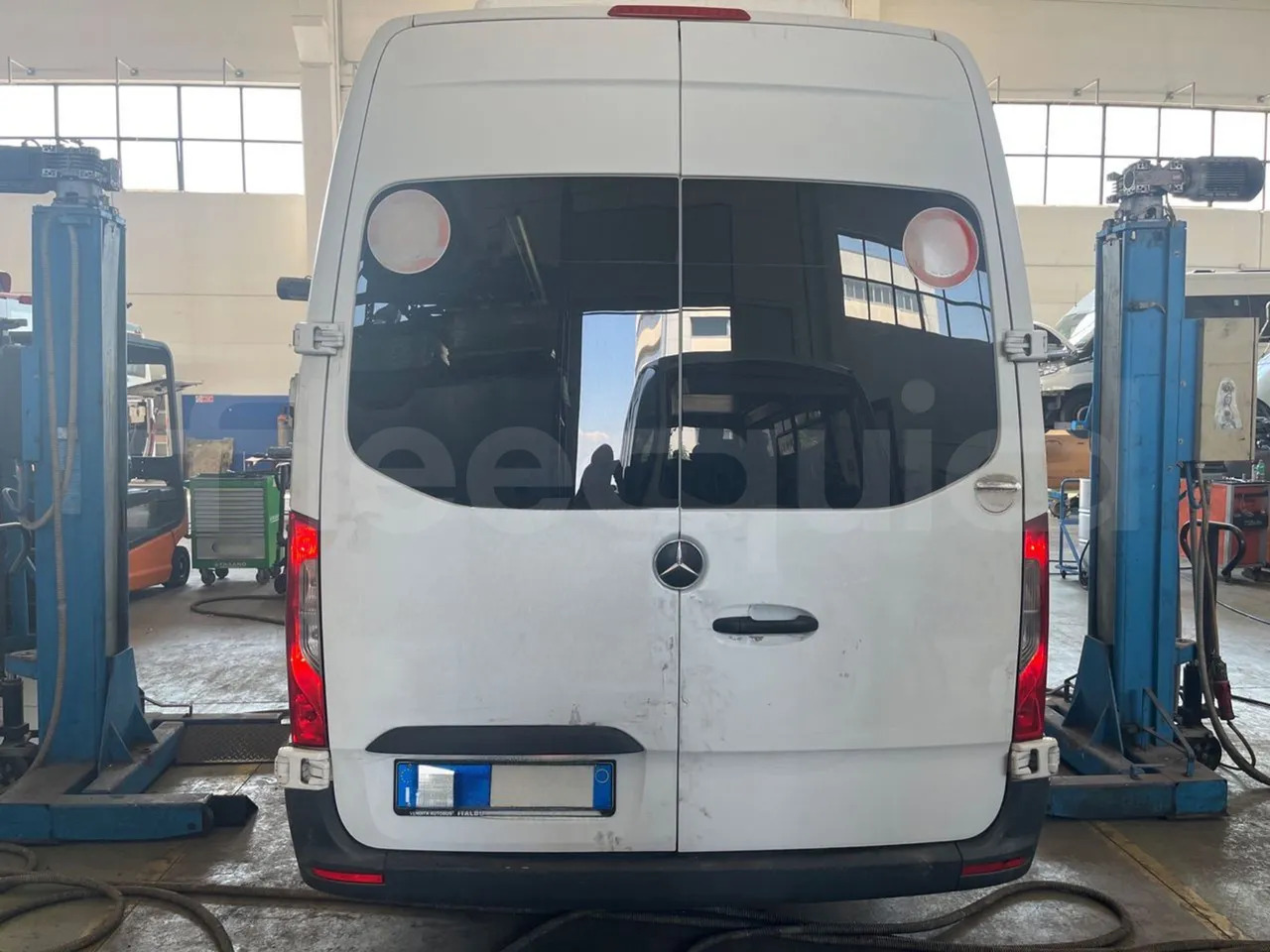 Mercedes-Benz Sprinter - Микроавтобус, Пассажирский фургон: фото 5 Mercedes-Benz Sprinter - Микроавтобус, Пассажирский фургон: фото 5