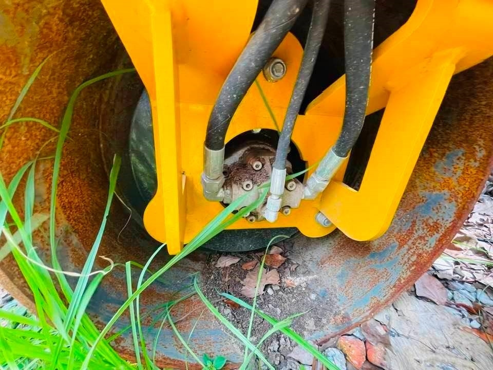 CAT 303 - Мини-экскаватор: фото 3 CAT 303 - Мини-экскаватор: фото 3