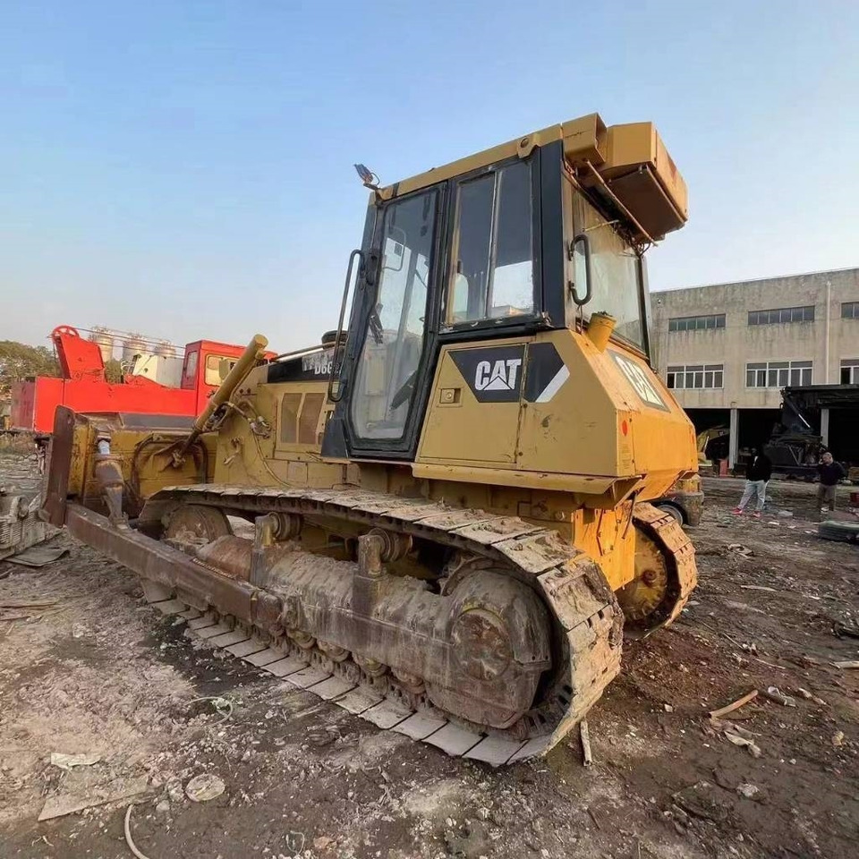 CAT D 6 G - Бульдозер: фото 2 CAT D 6 G - Бульдозер: фото 2