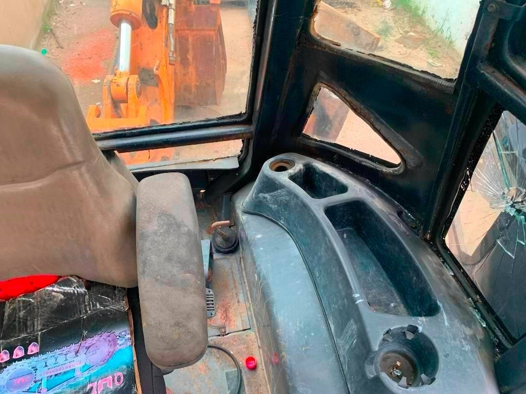 Case 580 M - Экскаватор-погрузчик: фото 5 Case 580 M - Экскаватор-погрузчик: фото 5