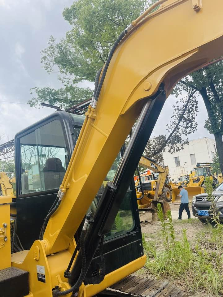 Caterpillar 305.5E2 CR - Мини-экскаватор: фото 3 Caterpillar 305.5E2 CR - Мини-экскаватор: фото 3
