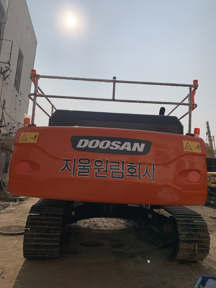 DOOSAN DX340LC - Колёсный экскаватор: фото 5 DOOSAN DX340LC - Колёсный экскаватор: фото 5