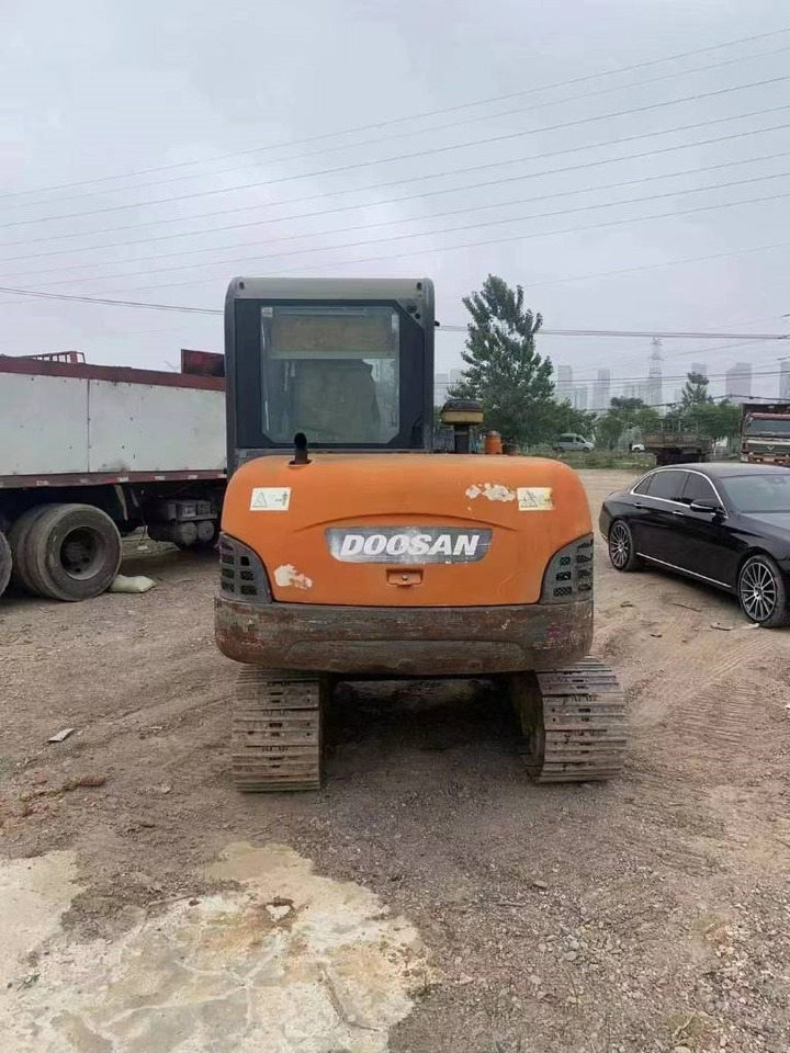 Doosan DH 60 - Мини-экскаватор: фото 3 Doosan DH 60 - Мини-экскаватор: фото 3