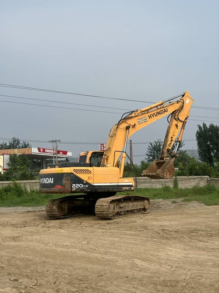 Hyundai R220-9S - Гусеничный экскаватор: фото 3 Hyundai R220-9S - Гусеничный экскаватор: фото 3