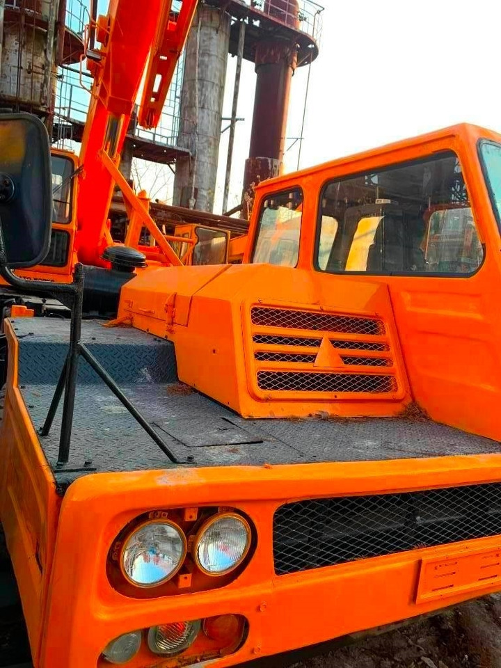 Kato NK 250 E - Вседорожный кран: фото 4 Kato NK 250 E - Вседорожный кран: фото 4