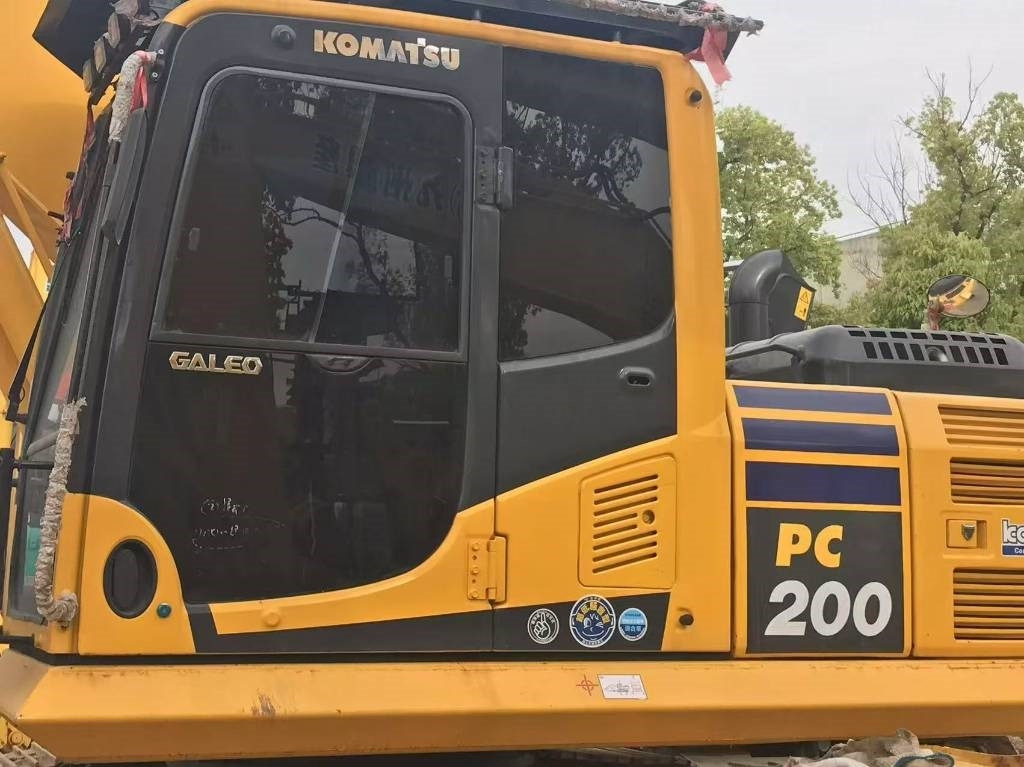 Komatsu PC 200-8 - Гусеничный экскаватор: фото 3 Komatsu PC 200-8 - Гусеничный экскаватор: фото 3