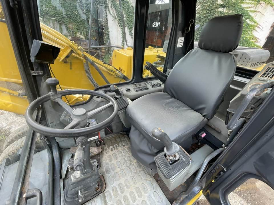 Komatsu PW160-8 - Колёсный экскаватор: фото 5 Komatsu PW160-8 - Колёсный экскаватор: фото 5