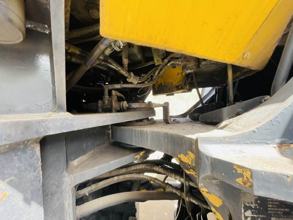 Komatsu WA500-8 - Колёсный погрузчик: фото 2 Komatsu WA500-8 - Колёсный погрузчик: фото 2