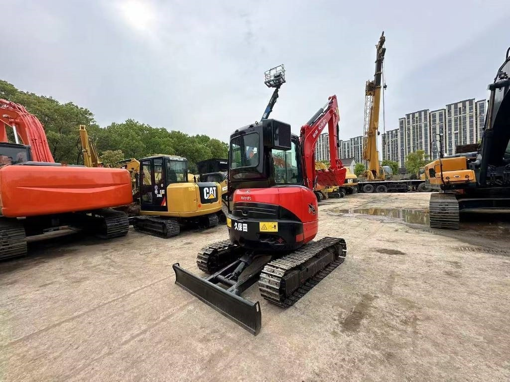 Kubota U-35 - Мини-экскаватор: фото 5 Kubota U-35 - Мини-экскаватор: фото 5