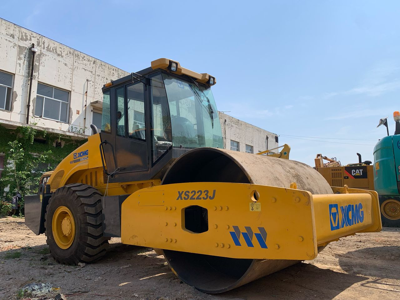 XCMG XS223J - Дорожный каток: фото 2 XCMG XS223J - Дорожный каток: фото 2