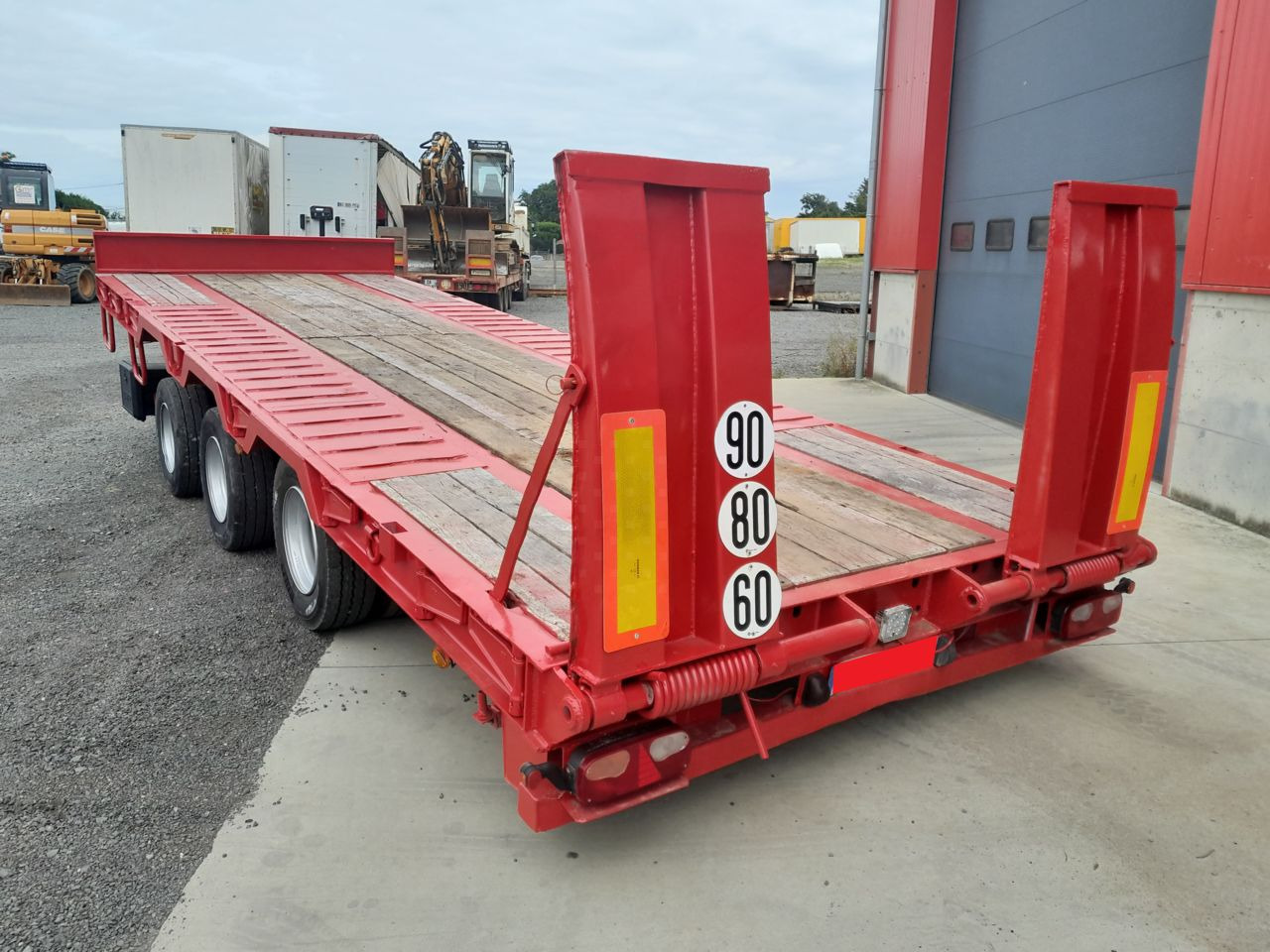Louault 3 essieux centraux 31t500 basculent plant carrier / low loader Trailer - Низкорамный прицеп: фото 3 Louault 3 essieux centraux 31t500 basculent plant carrier / low loader Trailer - Низкорамный прицеп: фото 3