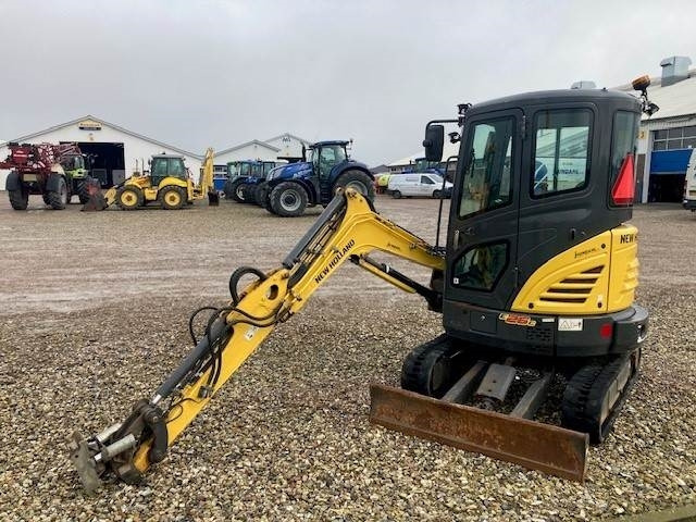New Holland E26C minigraver - Мини-экскаватор: фото 4 New Holland E26C minigraver - Мини-экскаватор: фото 4