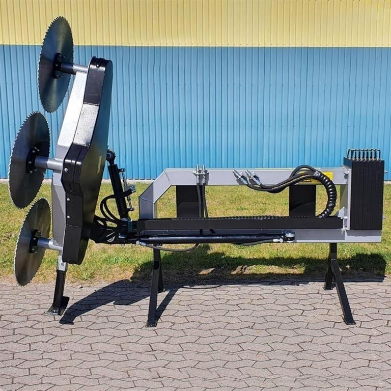 Dk-Tec  - Косилка-измельчитель/ Мульчер: фото 1 Dk-Tec  - Косилка-измельчитель/ Мульчер: фото 1