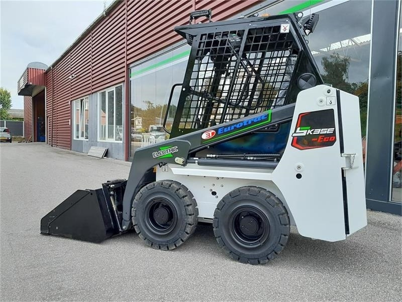 Eurotrac 100% elektrisk - Мини-погрузчик с бортовым поворотом: фото 2 Eurotrac 100% elektrisk - Мини-погрузчик с бортовым поворотом: фото 2