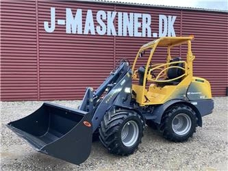 Eurotrac W12F XL lang arm - Компактный фронтальный погрузчик: фото 1 Eurotrac W12F XL lang arm - Компактный фронтальный погрузчик: фото 1