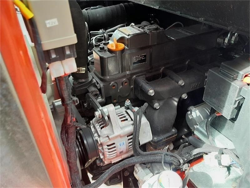 Компактный фронтальный погрузчик Heracles H220: фото 8 Компактный фронтальный погрузчик Heracles H220: фото 8