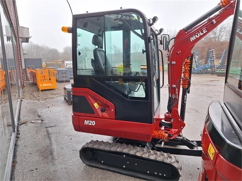 Mole M20 - Мини-экскаватор: фото 2 Mole M20 - Мини-экскаватор: фото 2