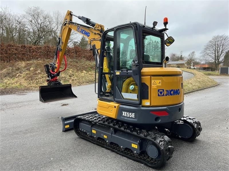 XCMG XE55E - Гусеничный экскаватор: фото 1 XCMG XE55E - Гусеничный экскаватор: фото 1
