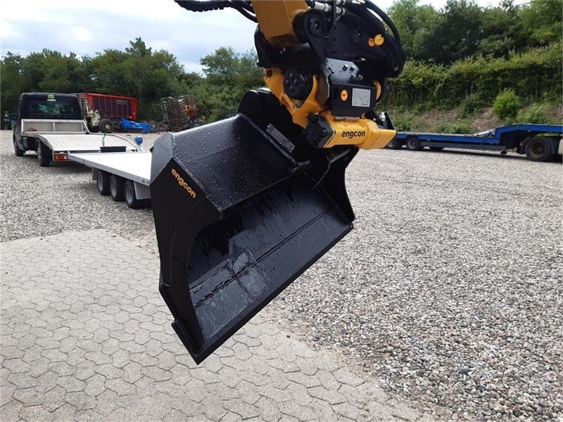 XCMG xe27e - Мини-экскаватор: фото 3 XCMG xe27e - Мини-экскаватор: фото 3