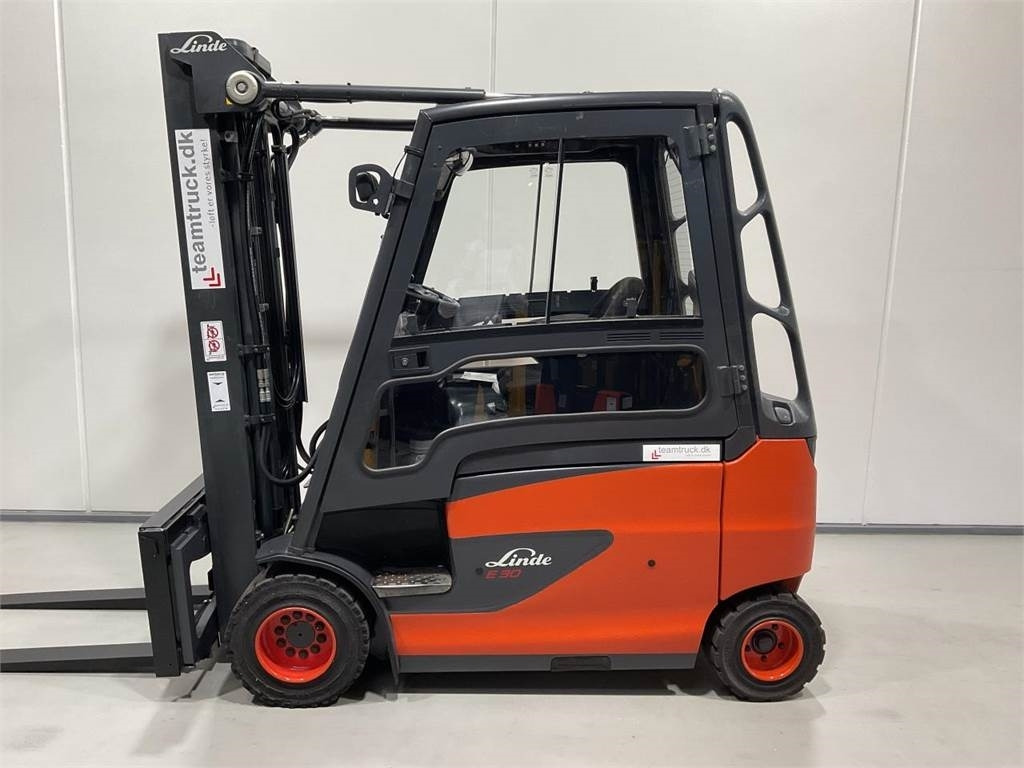 Linde E30 - Электропогрузчик: фото 3 Linde E30 - Электропогрузчик: фото 3