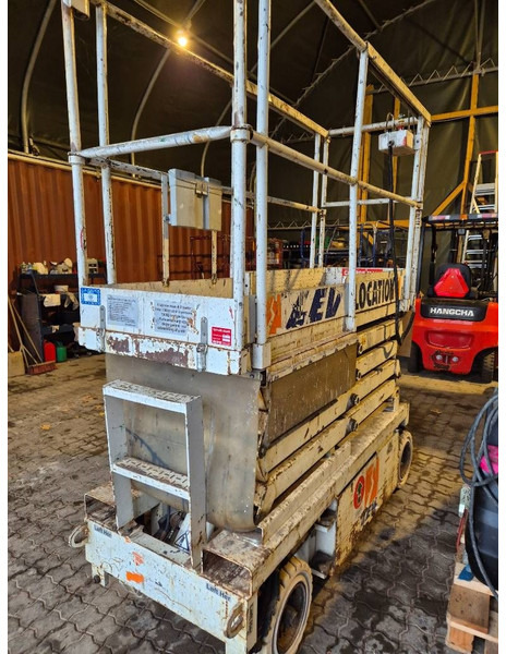 Pinguely Haulotte H800E // 2 personers - Ножничный подъемник: фото 4 Pinguely Haulotte H800E // 2 personers - Ножничный подъемник: фото 4