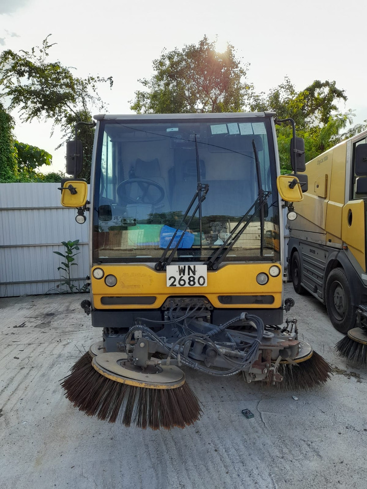 Bucher CityCat 5006 - Подметально-уборочная машина: фото 2 Bucher CityCat 5006 - Подметально-уборочная машина: фото 2