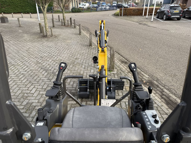 New Holland E14D Minigraver - Мини-экскаватор: фото 5 New Holland E14D Minigraver - Мини-экскаватор: фото 5