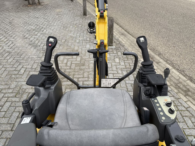 New Holland E14D Minigraver Nieuw (Overjarig) - Мини-экскаватор: фото 5 New Holland E14D Minigraver Nieuw (Overjarig) - Мини-экскаватор: фото 5