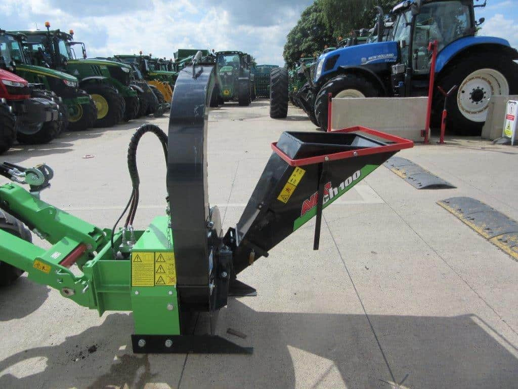AVANT Wood Chipper CH100 - Измельчитель древесины: фото 4 AVANT Wood Chipper CH100 - Измельчитель древесины: фото 4