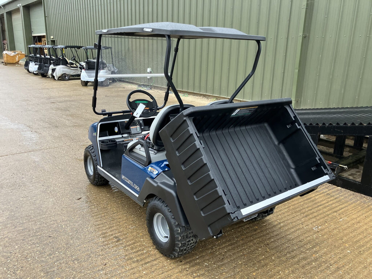 Club Car Carryall 100 Utility Vehicle - Квадроцикл: фото 2 Club Car Carryall 100 Utility Vehicle - Квадроцикл: фото 2