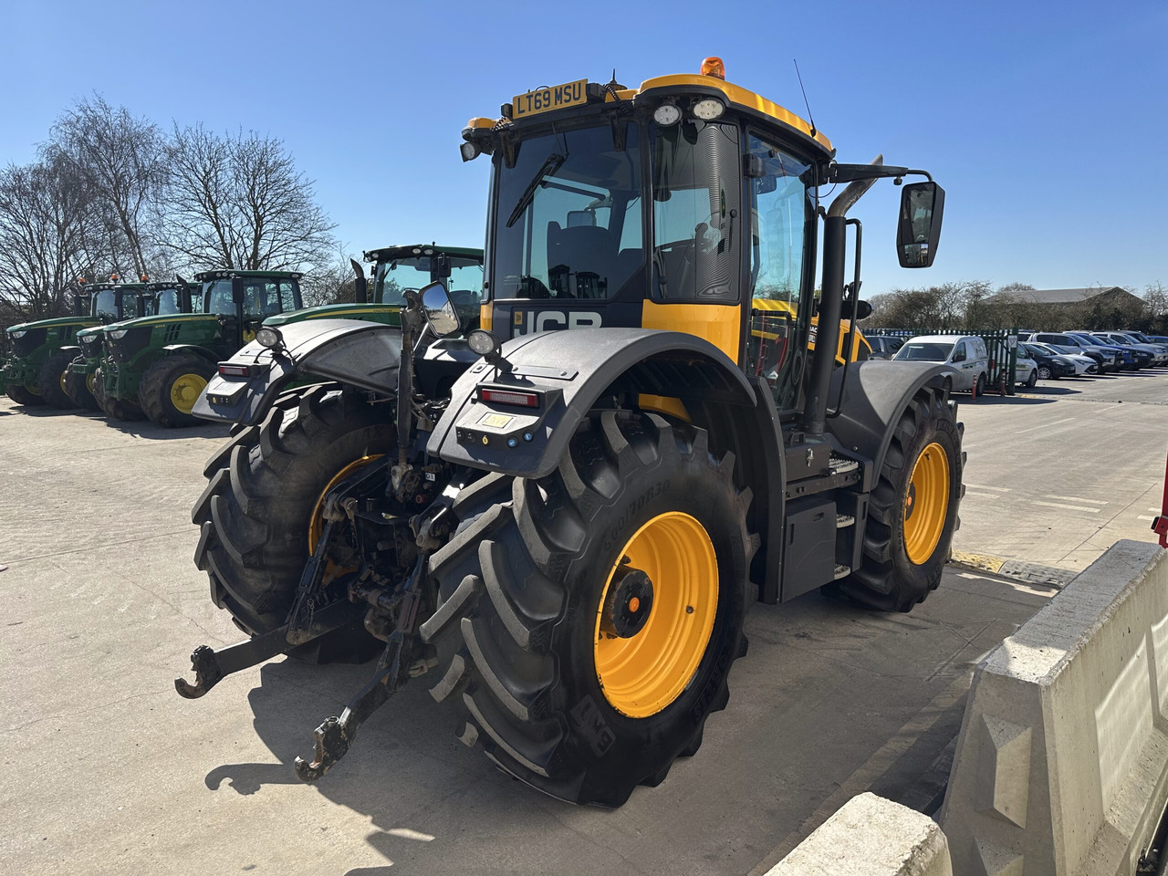 JCB Fastrac 4220 - Трактор: фото 5 JCB Fastrac 4220 - Трактор: фото 5
