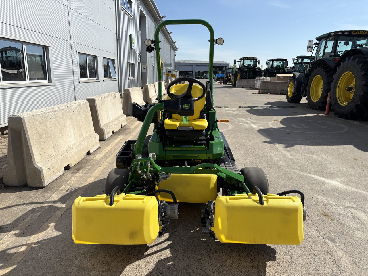 John Deere 2750E Triplex mower - Газонокосилка: фото 2 John Deere 2750E Triplex mower - Газонокосилка: фото 2