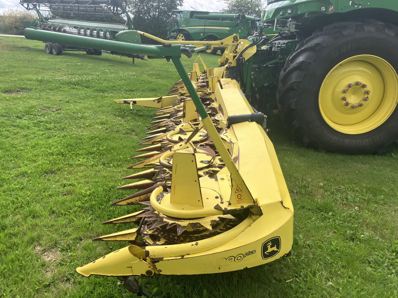 John Deere 390 Plus - Жатка кукурузная: фото 3 John Deere 390 Plus - Жатка кукурузная: фото 3