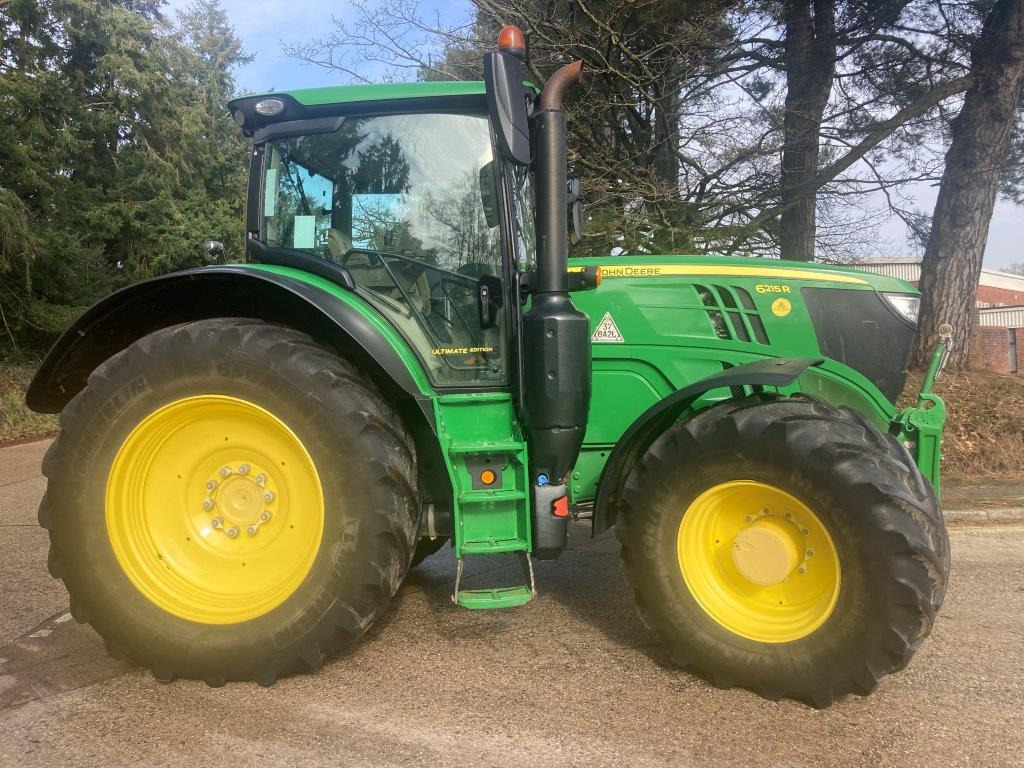 John Deere 6215R - Трактор: фото 3 John Deere 6215R - Трактор: фото 3