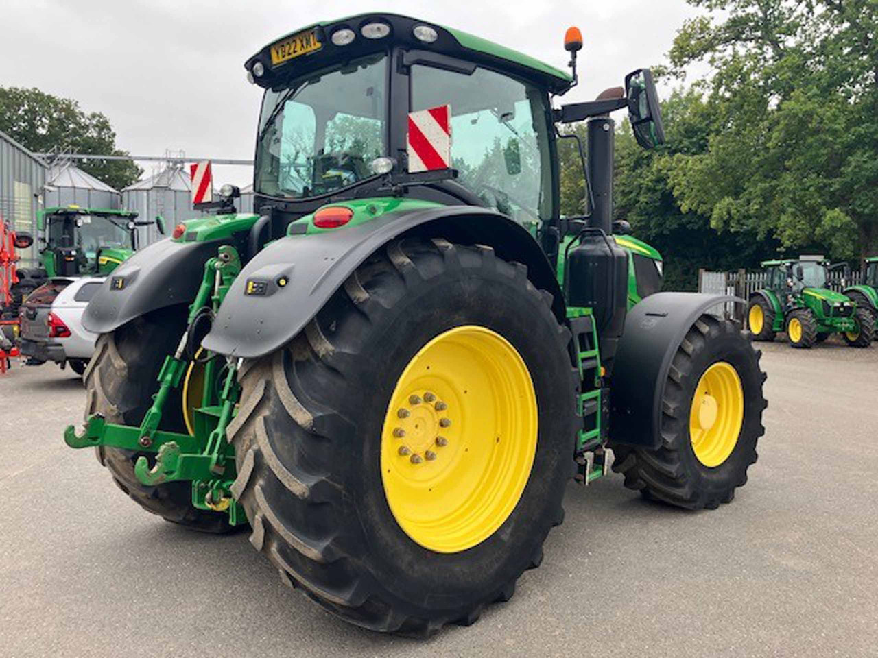 Трактор John Deere 6250R: фото 7