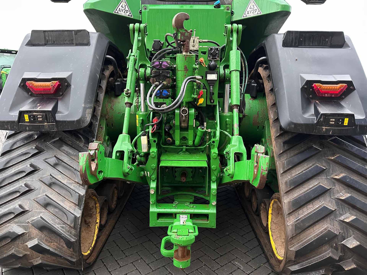 John Deere 8RX 370 - Трактор: фото 5 John Deere 8RX 370 - Трактор: фото 5
