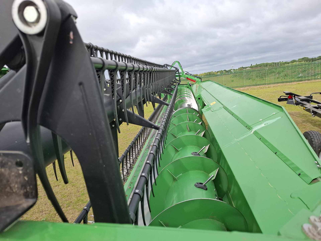 Зерноуборочный комбайн John Deere T670: фото 10