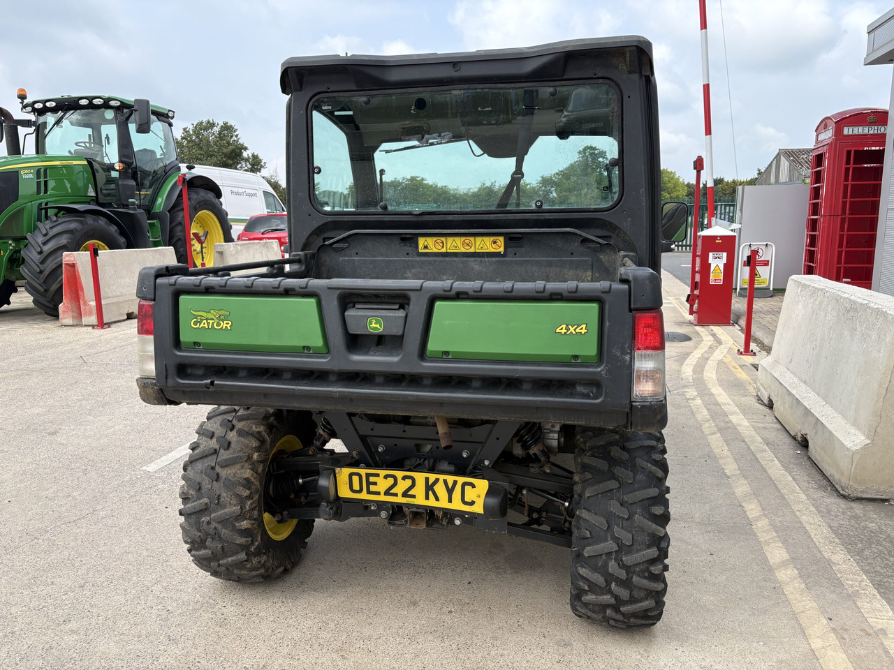 John Deere XUV865M Gator - Квадроцикл: фото 4 John Deere XUV865M Gator - Квадроцикл: фото 4