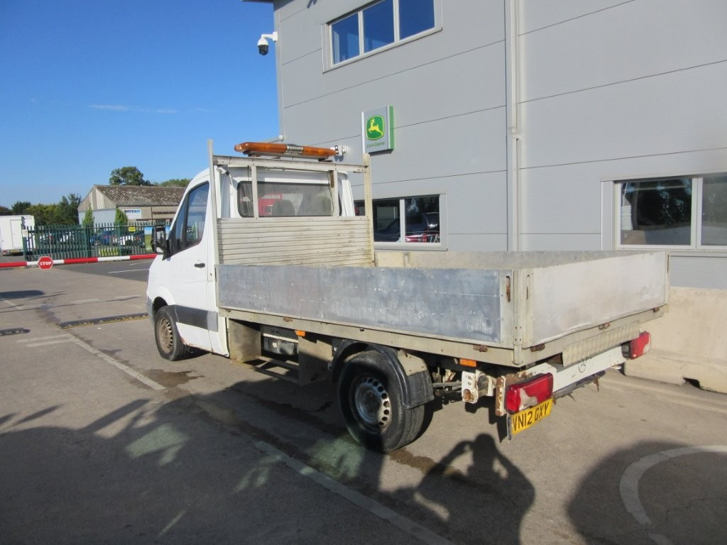 MERCEDES-BENZ SPRINTER 313 CDI FLAT BED - Малотоннажный бортовой грузовик, Коммунальная/ Специальная техника: фото 5 MERCEDES-BENZ SPRINTER 313 CDI FLAT BED - Малотоннажный бортовой грузовик, Коммунальная/ Специальная техника: фото 5