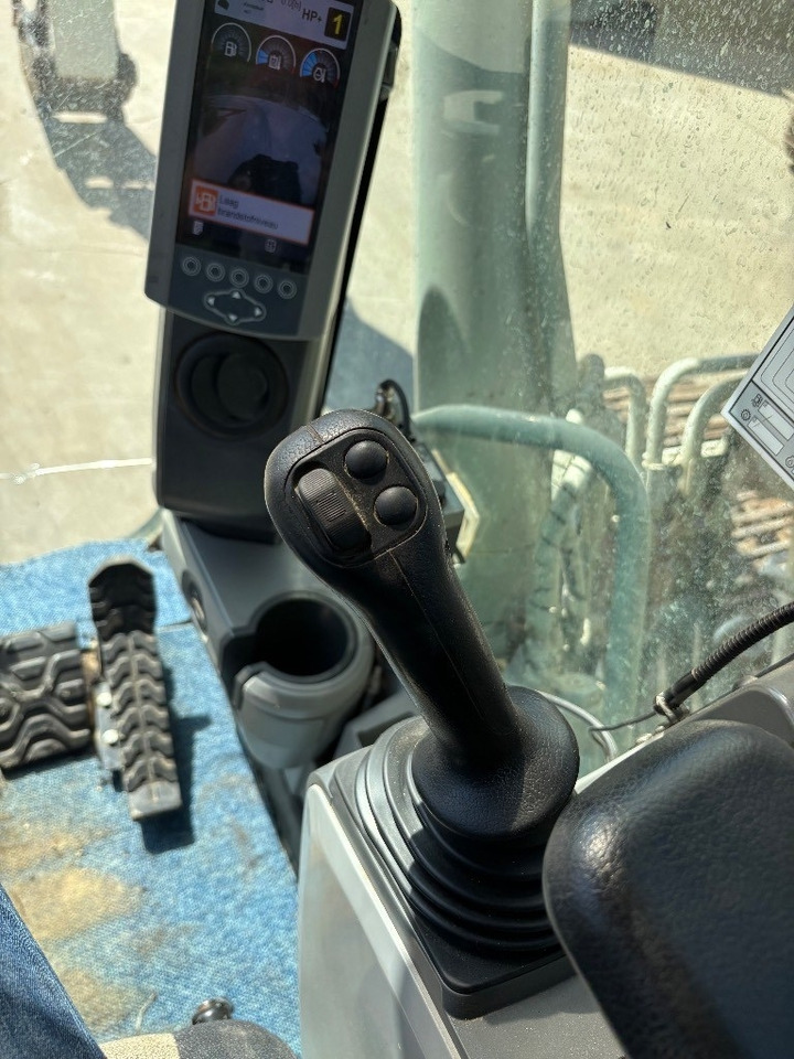 Гусеничный экскаватор CAT 320E: фото 33