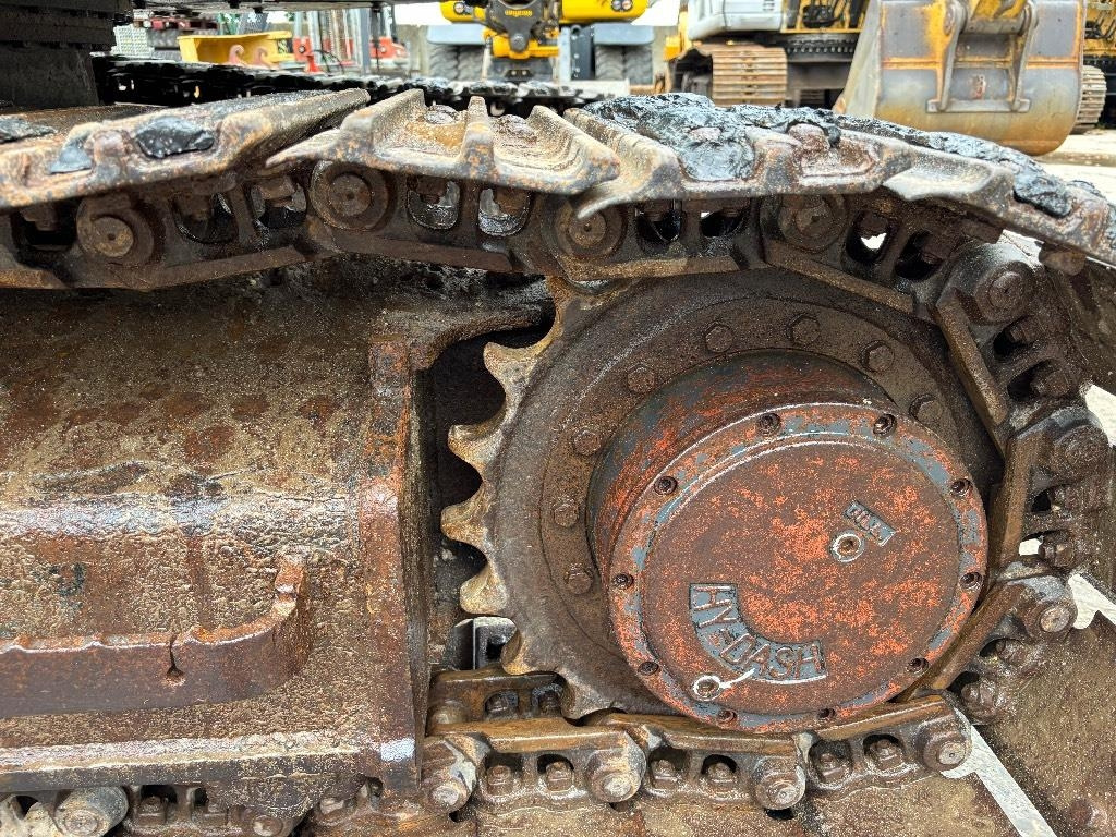 Kobelco SK 135 - Гусеничный экскаватор: фото 5 Kobelco SK 135 - Гусеничный экскаватор: фото 5