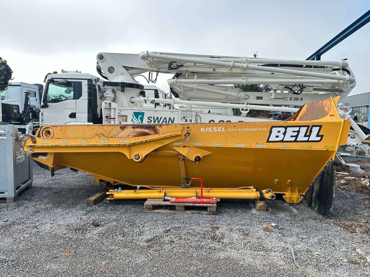 Bell B 25 E Dumper Mulden Kipper Aufbau - Кузов для самосвала: фото 1 Bell B 25 E Dumper Mulden Kipper Aufbau - Кузов для самосвала: фото 1